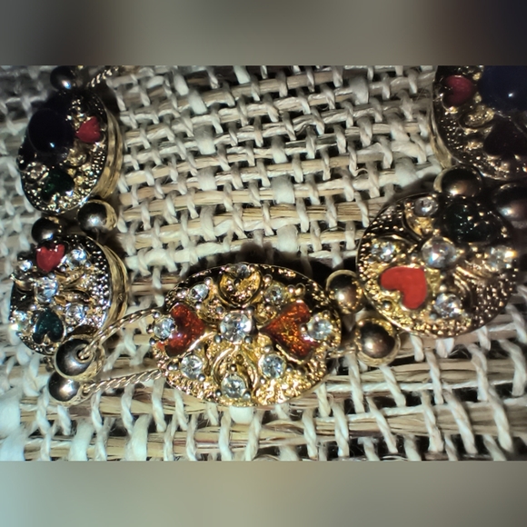 Vintage Slide Bracelet - Picture 8 of 8